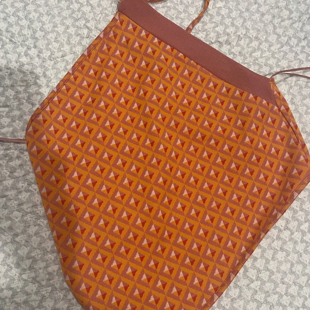 Geometric Patterned top - Picture 2 of 5
